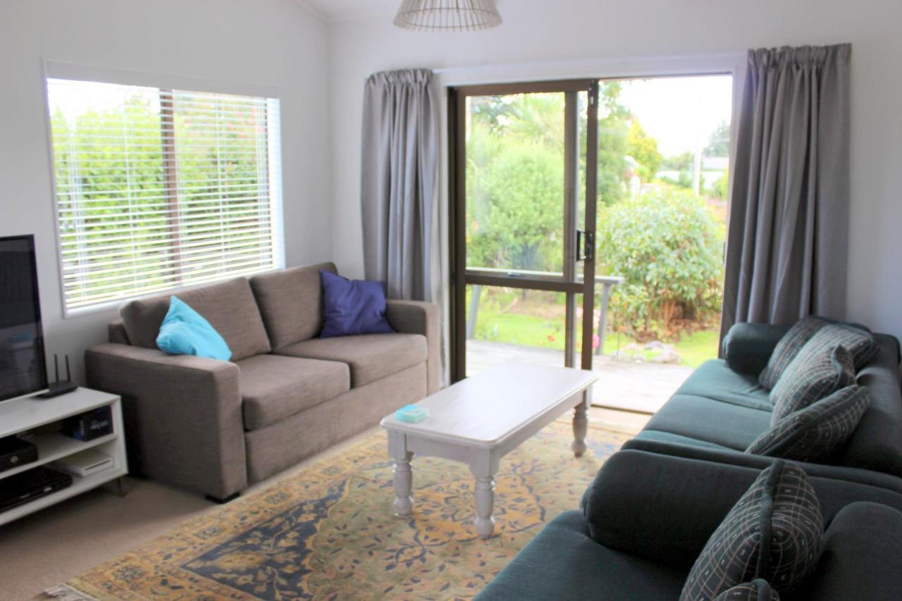 Bram'S Bach Villa Taupo Exterior photo
